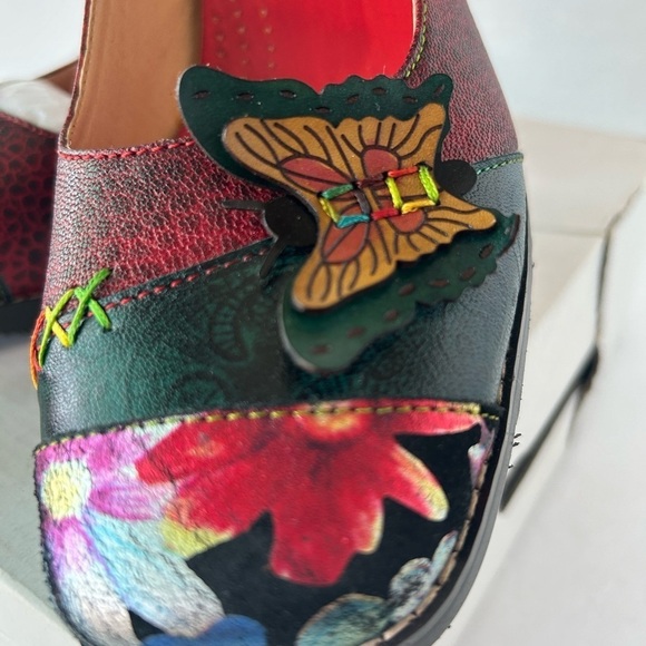 Obiono NIB Unique Hand Painted Butterfly Fashion Vintage Pumps - Picture 9 of 10